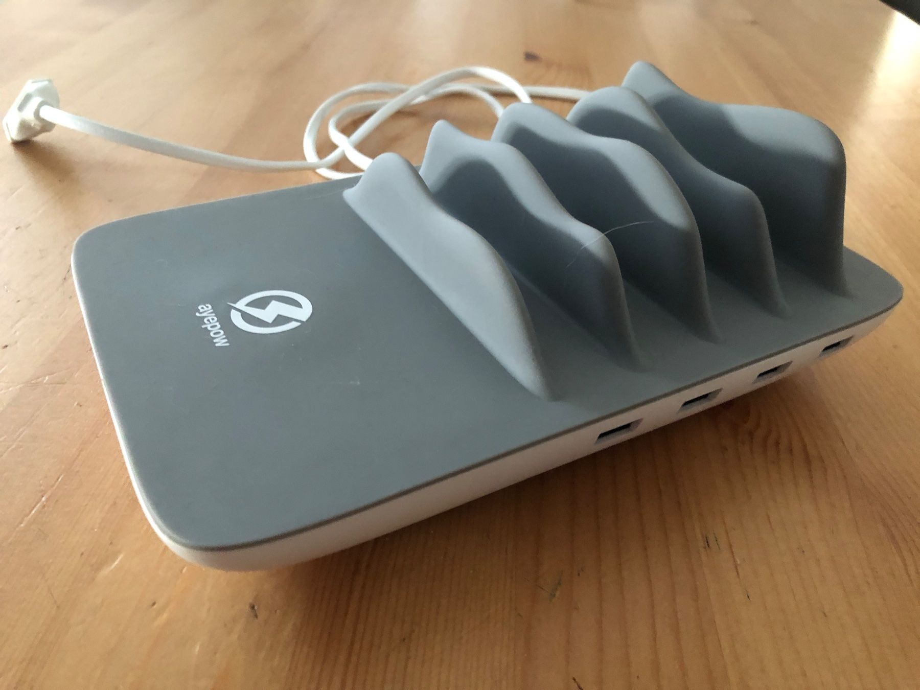 Caricabatterie: Wireless Charger Station + usb – Nuovo (secondo la descrizione) da allschwil venduto da Admin1456