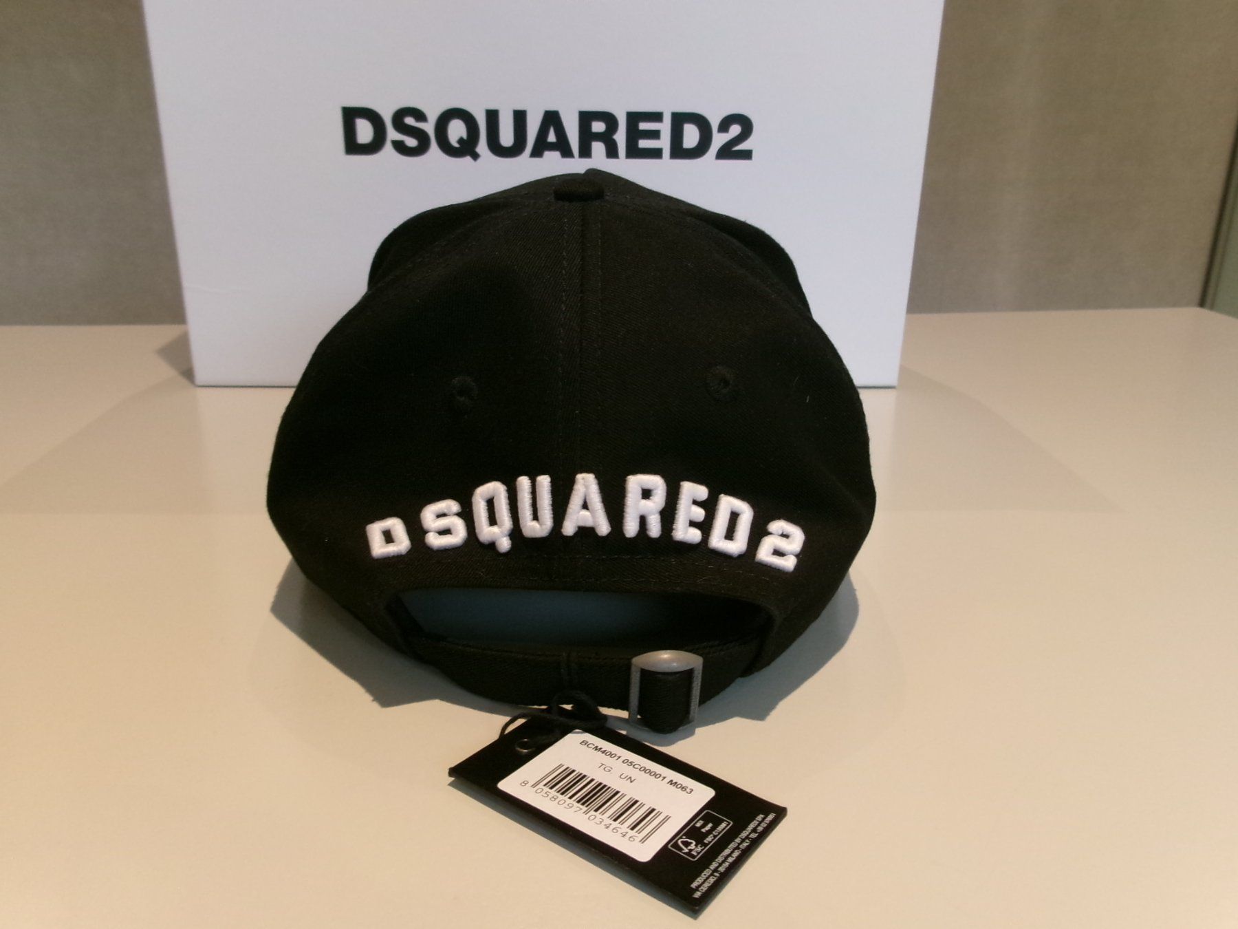 Dsquared2 Copricapi, berretti & cappellini: Dsquared2 / ICON / Cap / schwarz / 100 % Original – Nuovo (secondo la descrizione) da Welschenrohr venduto da StarRecordsGmbH 4