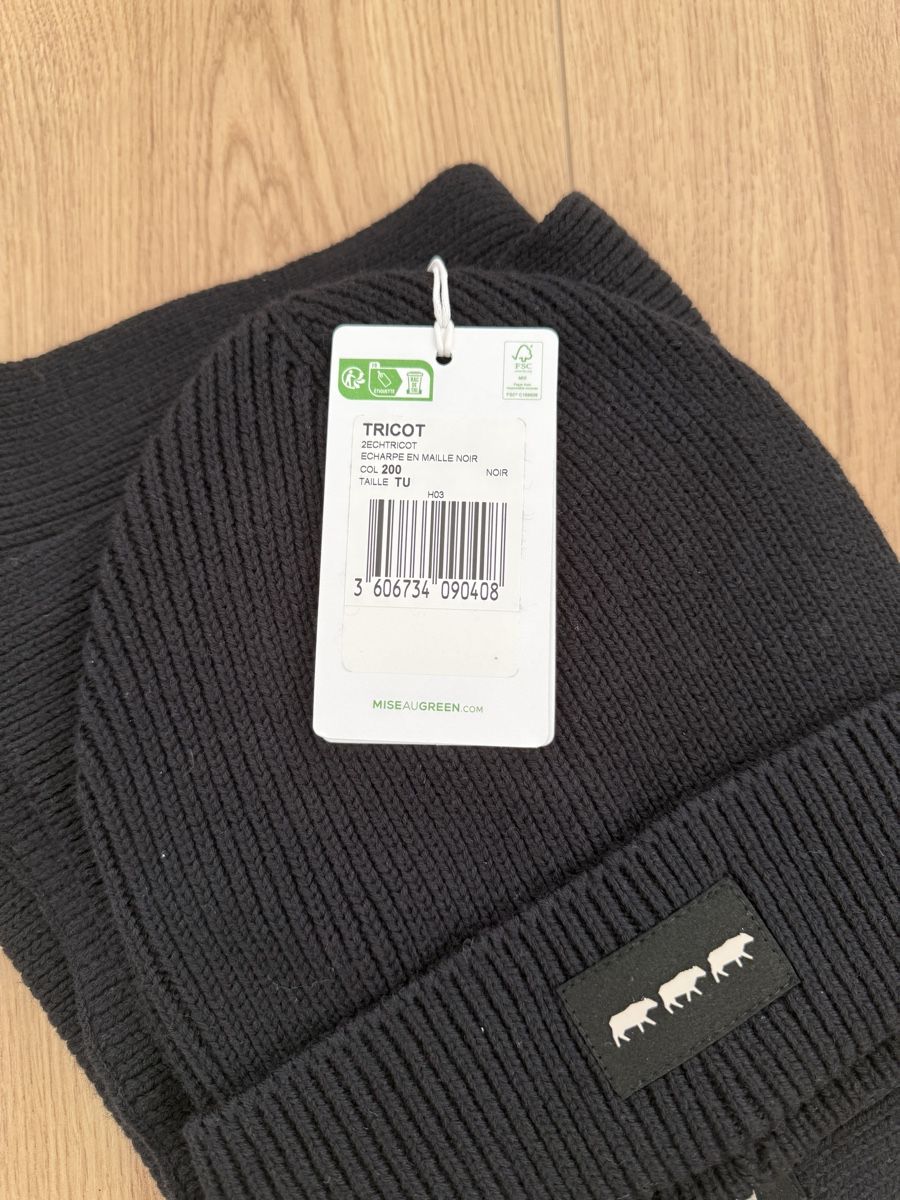 Lotti di vestiti: Bonnet + écharpe Mise au Green – Nuovo e nell'imballaggio originale da Courgenay venduto da Sophe0825 1