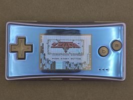 Game Boy micro, blau inkl. Adapter und 8 Spiele 