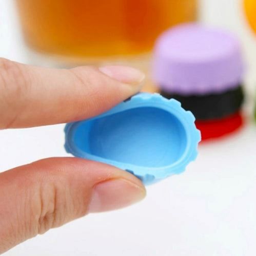 Apribottiglie & Tappi per chiusura: Silikon-Kronkorken - 6 Stk. – Nuovo e nell'imballaggio originale da Buchs SG venduto da Skullep 1