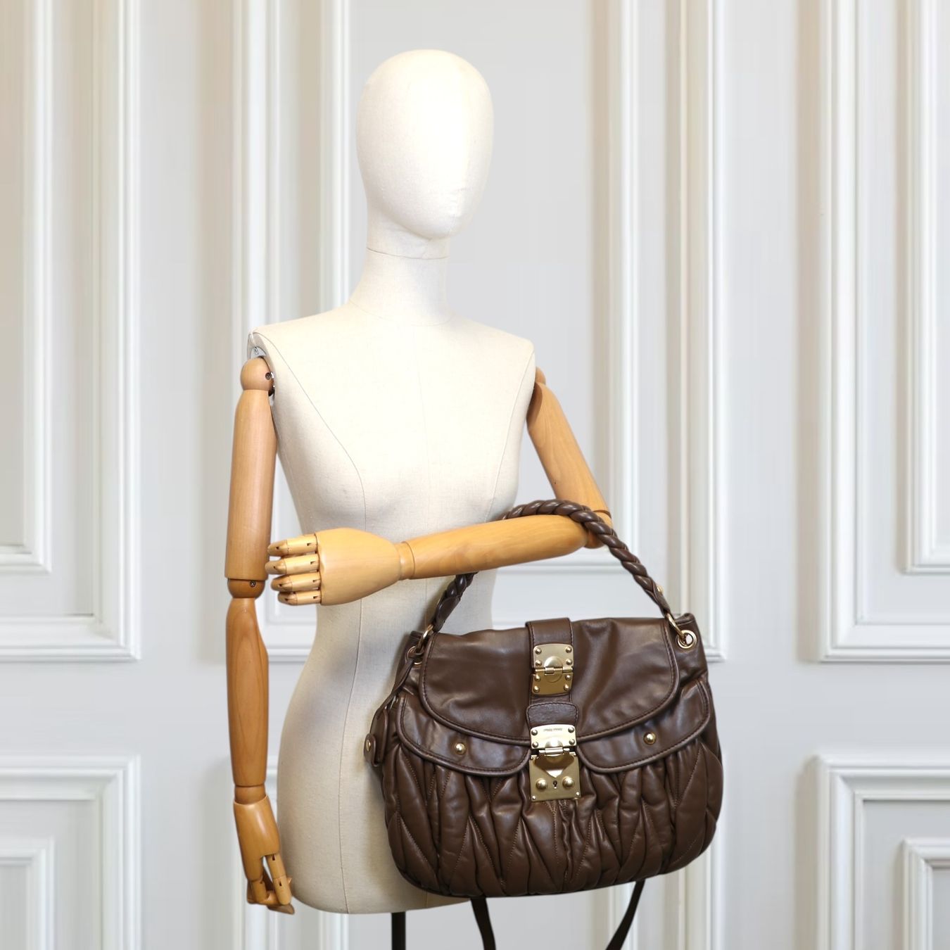 Miu Miu Borse da donna: Miu Miu Two-way matelassé braun – Usato da Binningen venduto da Designerlabels 1
