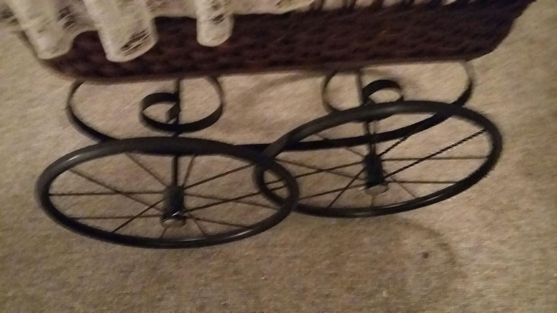 Kinderwagen: Antik Korb baby wageli mit dantell dach – Gebraucht aus Bern von Imamrashed 5