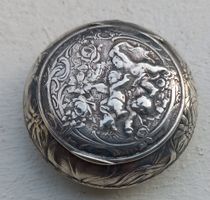 Antike Hanauer Pillendose J.D Schleisser & Söhne um 1890