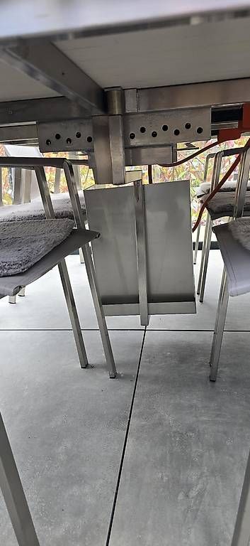 Griglie: Garten Tisch mit integrierten 2 zone Grill – Usato da Herisau venduto da alex301178 2