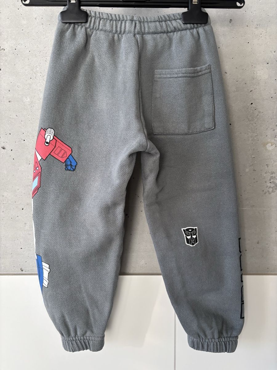 Zara Pantaloni: Zara Jogginghose 110 Transformers grau Optimus Prime – Usato da Rebstein venduto da wendy321meins 3