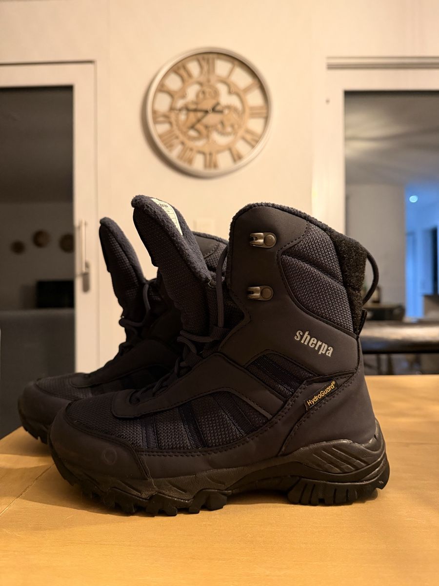 Sherpa Herrenschuhe: Sherpa Snow Boots, Hydroguard, Winter Ready - Size 36 – Neu (gemäss Beschreibung) aus Villars-sur-Glâne von ext_5h55 1