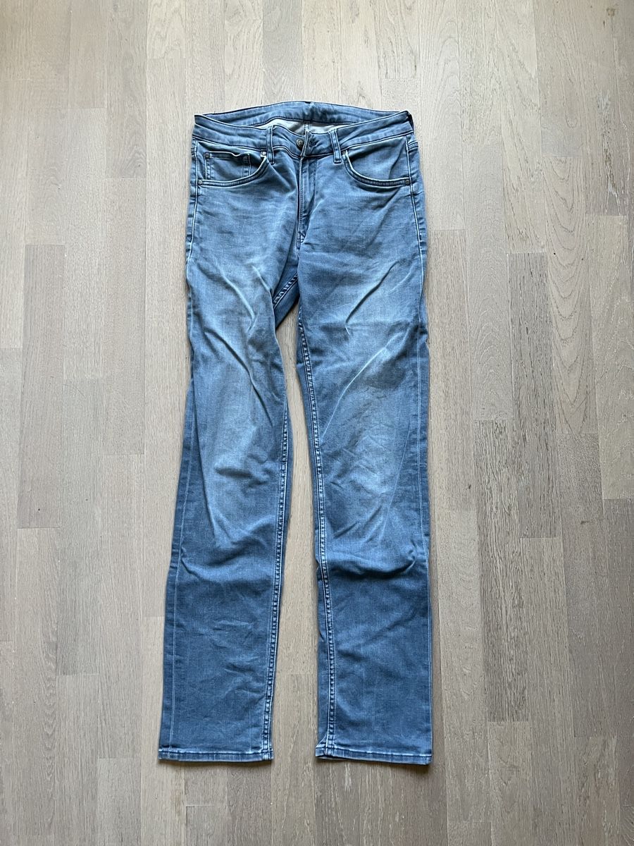 Pantaloni: vier Paar Jeans Gr. 30/34 (32) – Usato da Baar venduto da Healme 3