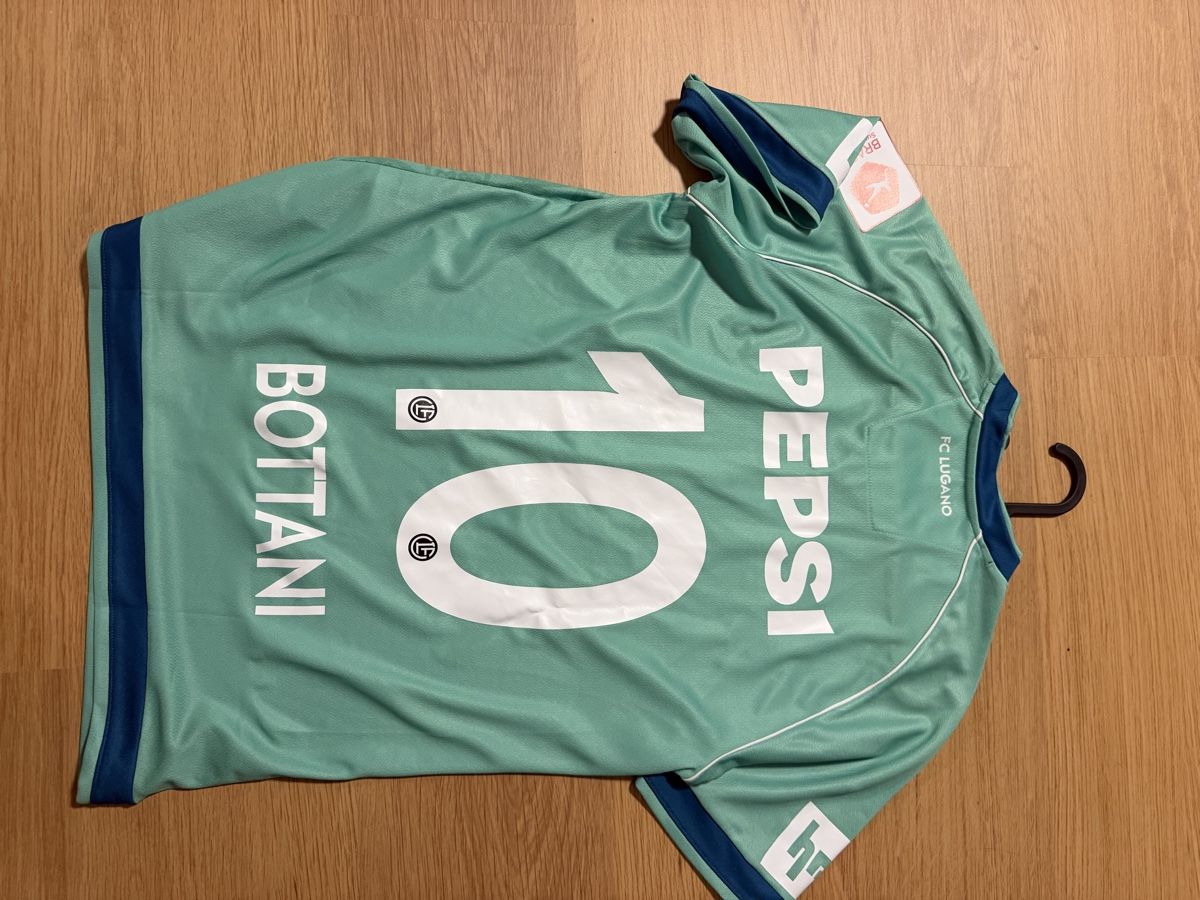 Maillots de corps & Pantalons: Matchworn lugano – D'occasion à S. Antonino par Mc2495 2