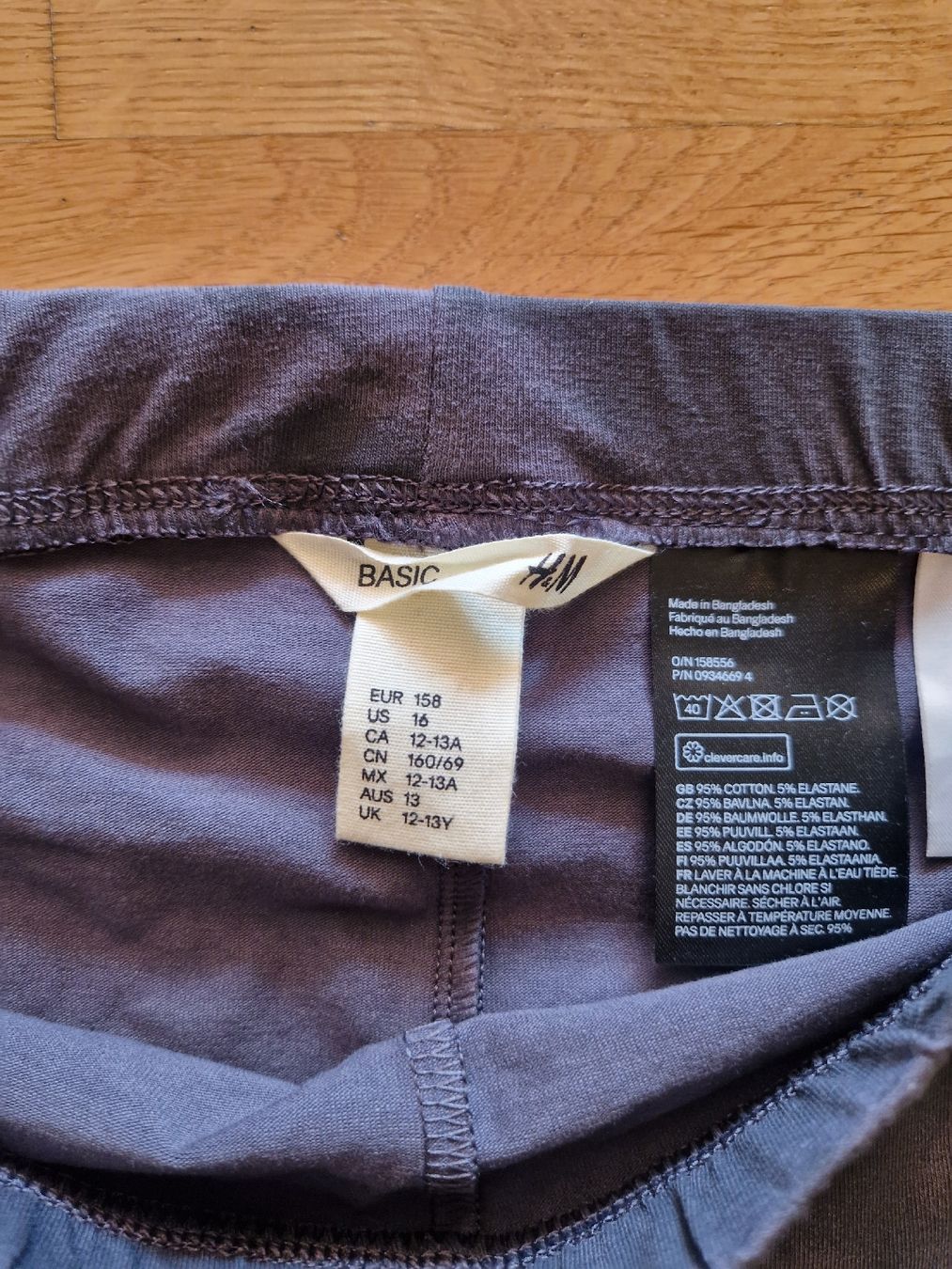 H&M Calze & Collant: Legging H&M,taille 158 – Usato da Penthaz venduto da Sosotroc 1