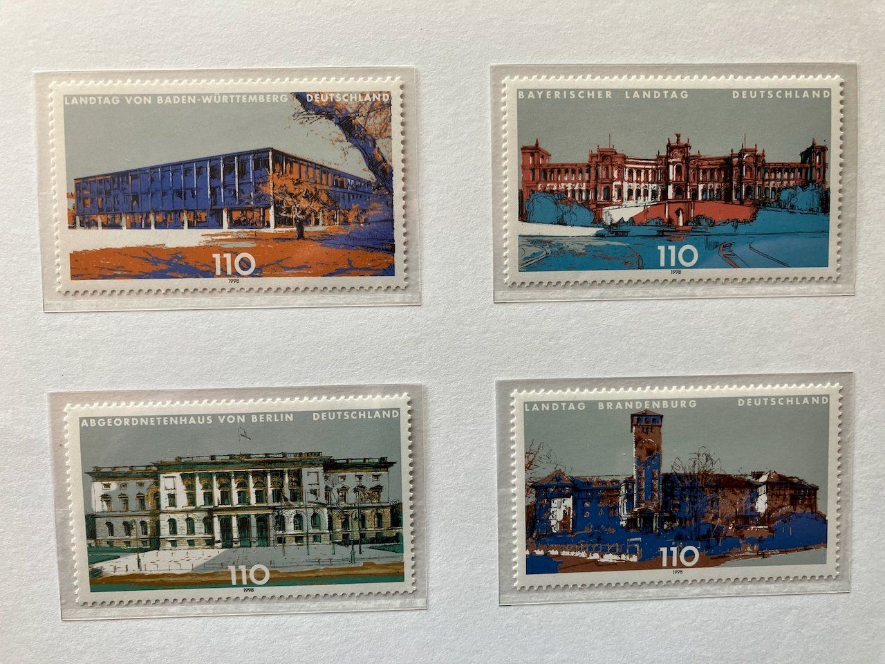 Alle Briefmarken: Deutschland: 3 Sätze postfrisch im Folder 1996-98 – Gebraucht aus Nesslau von zueri6 3