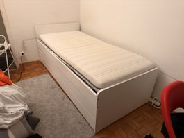 Bett mit Schubladen weiss 90x200cm + Matratze guter Zustand
