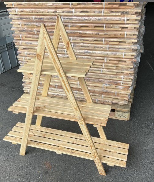 Altro per la casa: Holz Blumentreppe / Pflanzenleiter – Nuovo e nell'imballaggio originale da Oftringen venduto da Eylem79 1