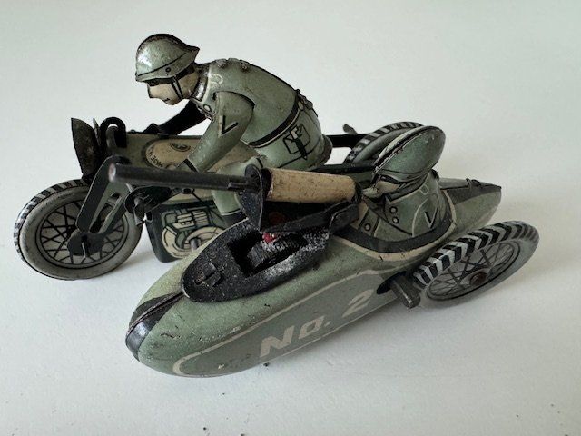 Spielzeuge: SIDE CAR MILITARE GIAPPONE FUNZIONANTE – Gebraucht aus Davesco-Soragno von cap_67b9 1