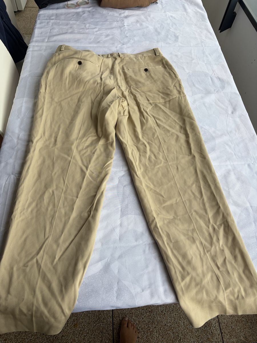 H&M Hosen: Pantalon homme H&M – Gebraucht aus Pully von ari_78pk 2