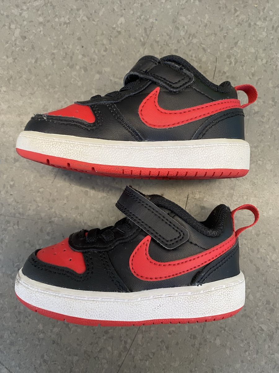 Nike Scarpe per ragazzi: Coole Nike Kinderschuhe Grösse 21 – Usato da Marthalen venduto da ml740 1