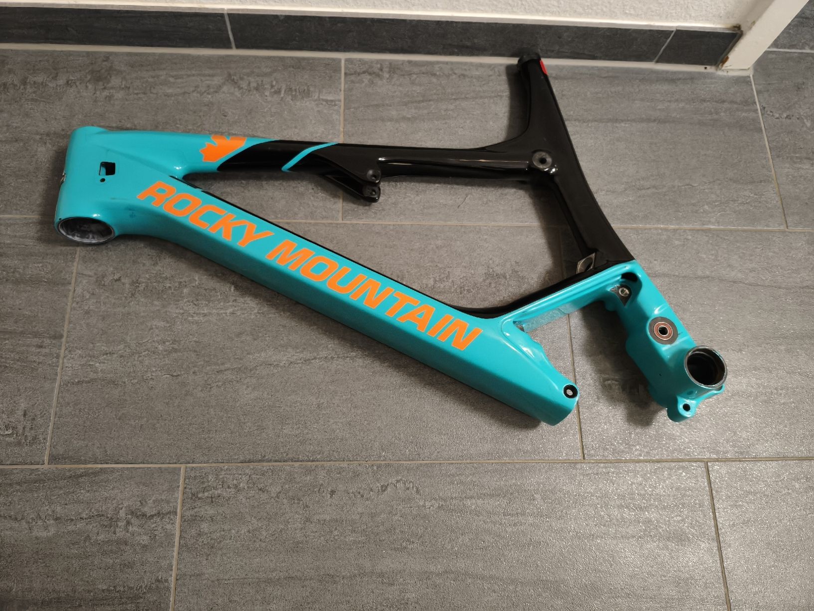 Rocky Mountain Bicycles Ersatzteile: Rahmen Rocky mountain Altitude Powerplay C90 – Gebraucht aus Zürich von luc_mf5d 5