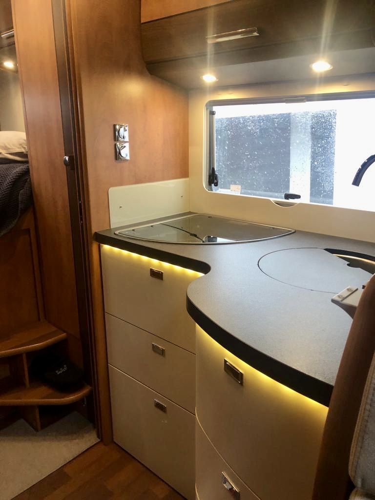 Carthago Camping Fahrzeuge: Wohnmobil Carthago C Tourer I 142 Edition zu verkaufen – Gebraucht aus Wohlen AG von ste_zl78 8