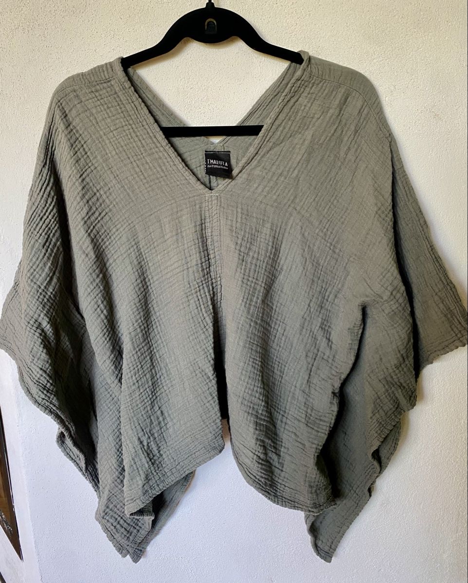 Top: Thaluta - Sola Butterfly Top Sage - Grey – Nuovo (secondo la descrizione) da Rigi Kaltbad venduto da Antares2
