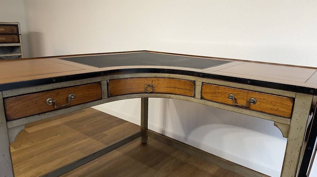 Scrivanie: FELIX MONGE PARIS Schreibtisch – Usato da Brunnen venduto da sea_c7bm 1