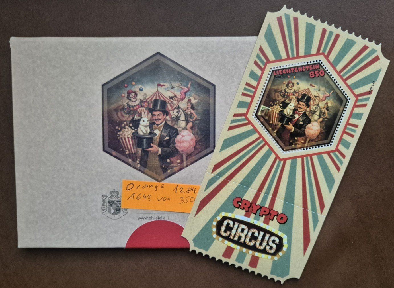 Tutti i francobolli: Crypto Circus "Der Zauberer Rot", mit orangem "Zirkuszelt" – Nuovo (secondo la descrizione) da St. Moritz venduto da Guenteratch