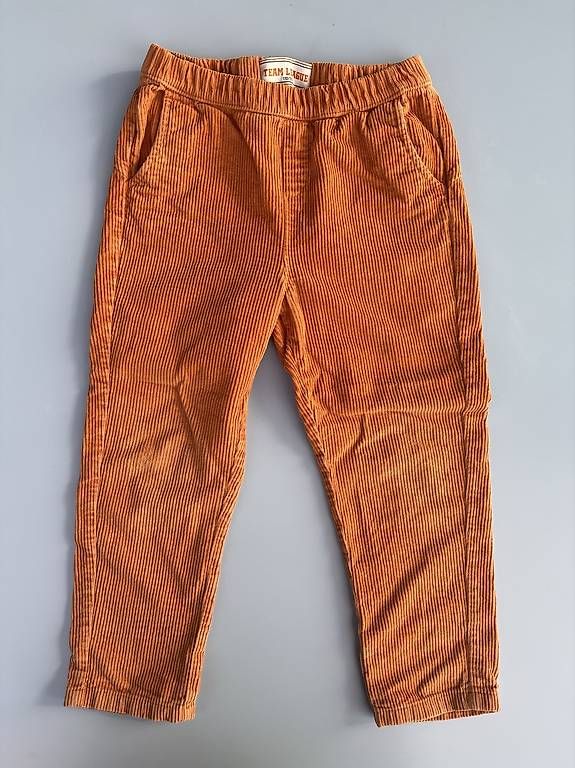 Hosen: Cordhosen 110/116 – Gebraucht aus Utzenstorf von unihoc14
