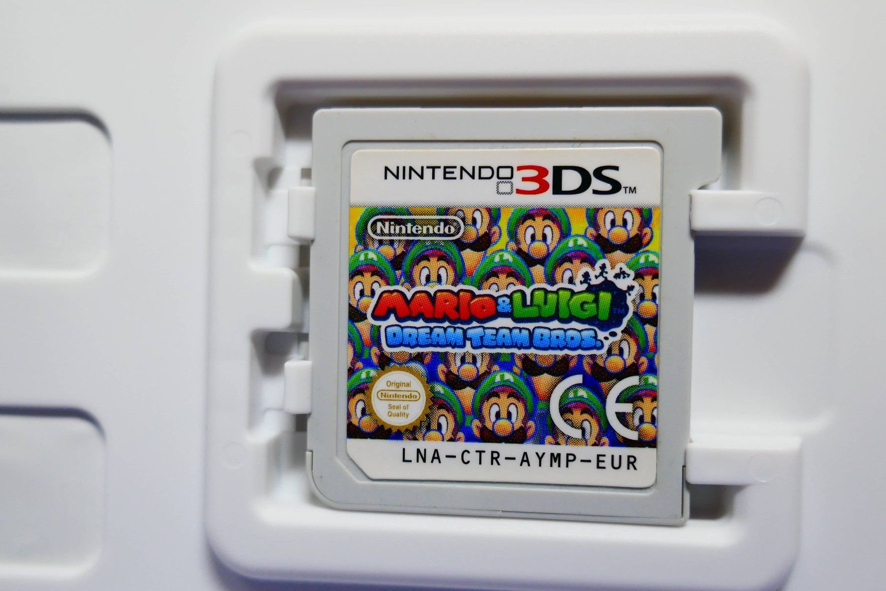 Nintendo Giochi: Mario & Luigi : Dream Team Bros. - Nintendo 3DS – Usato da Vuarrens venduto da Espace-Retro 2