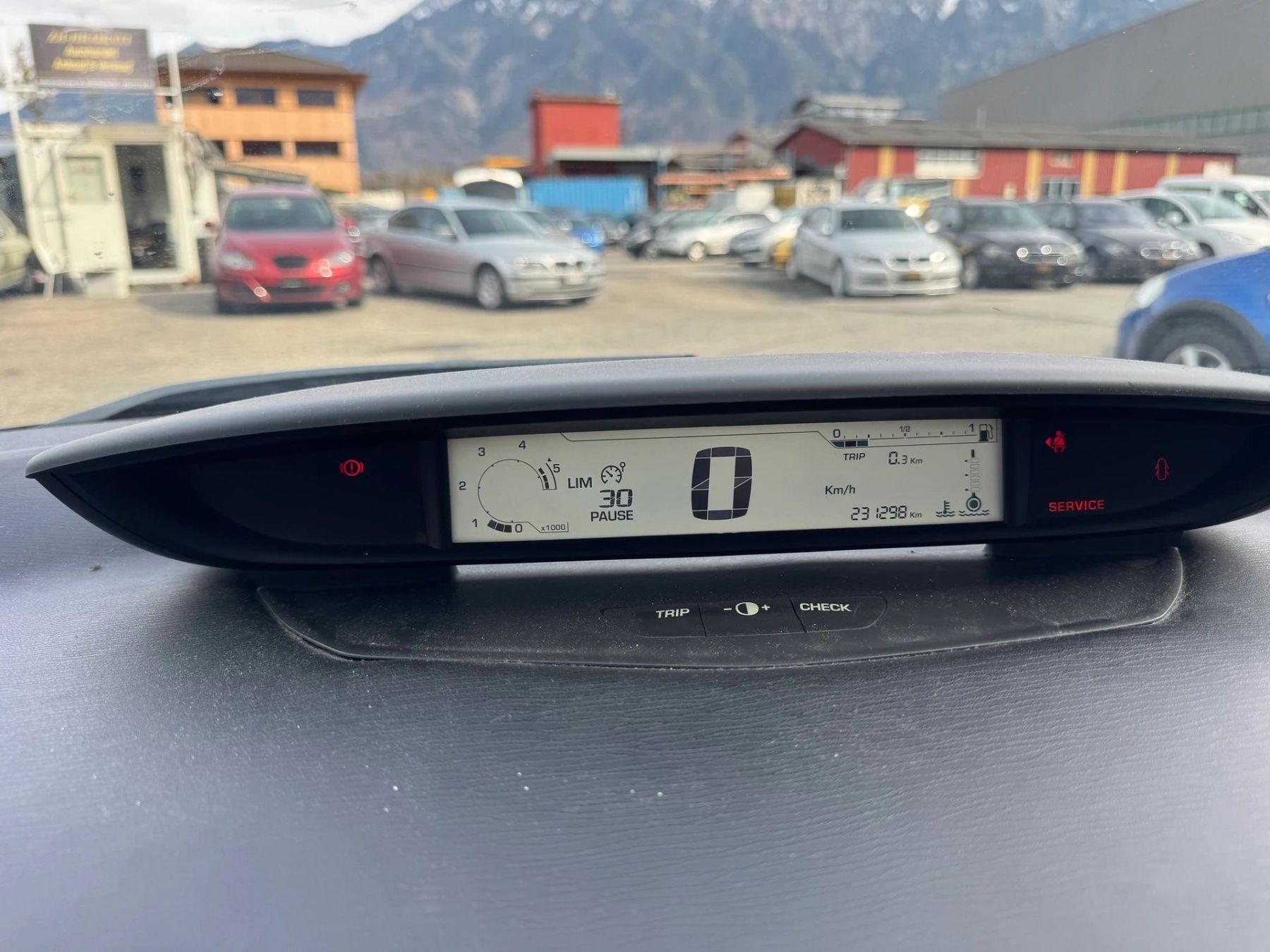 Citroën Automobili: Citroen C4 Sedan 1.6 – Usato da Eschen venduto da kingkong010 9