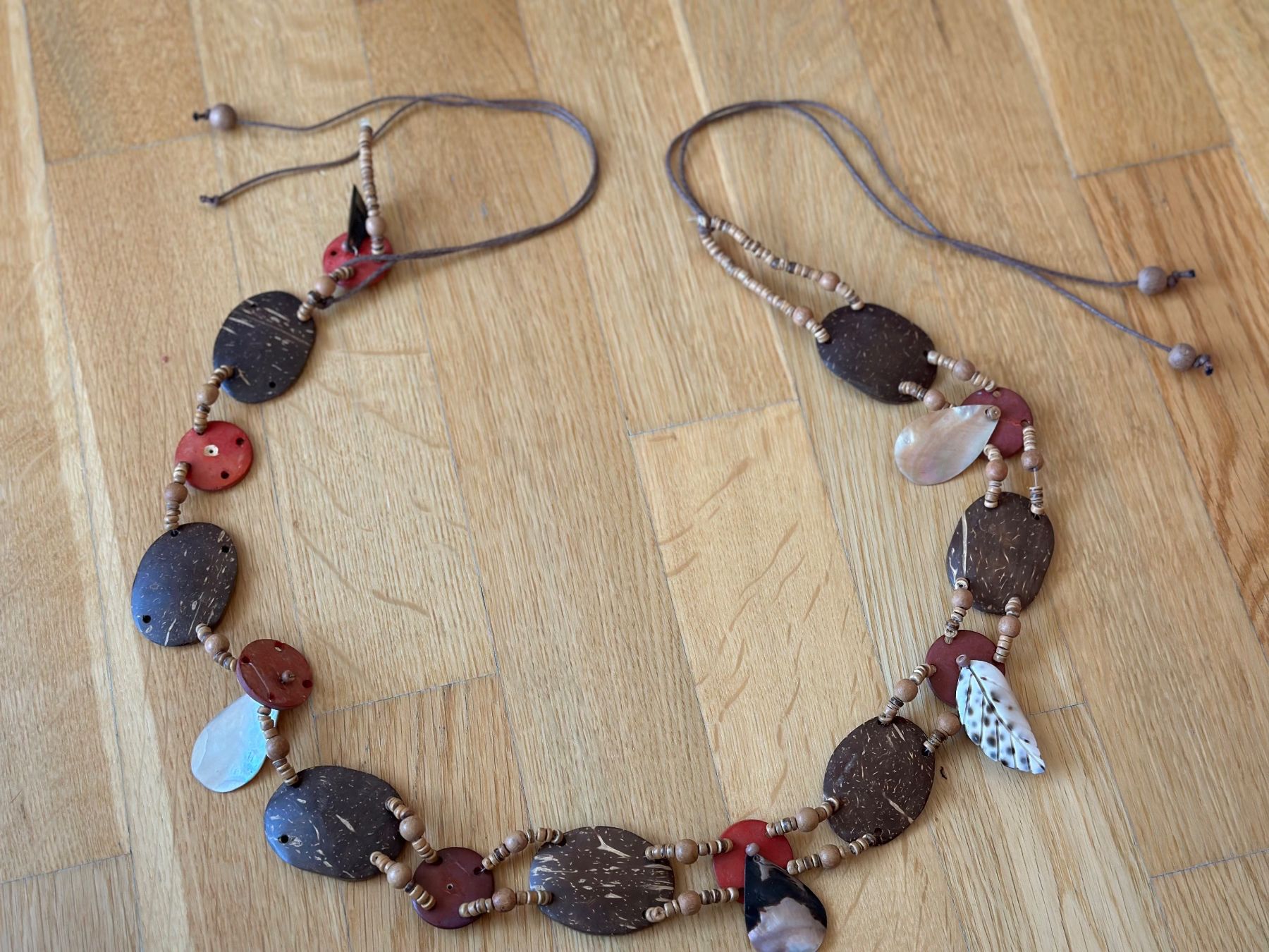 Catenine: Gürtel/Bauchkette Perlen/ Holz 140cm – Usato da Rothenburg venduto da wer_g9fd 3
