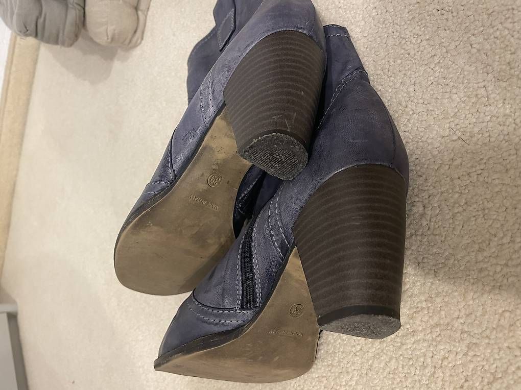 Scarpe da donna: Stiefeletten blau/grau Gr. 39 – Usato da Volketswil venduto da n_r_5gdf 1