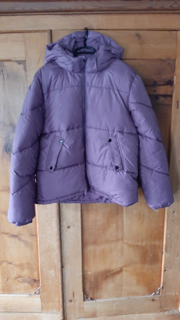 H&M Jacken & Mäntel: Winterjacke Gösse 164 – Gebraucht aus Dübendorf von Luuuusmeitli12