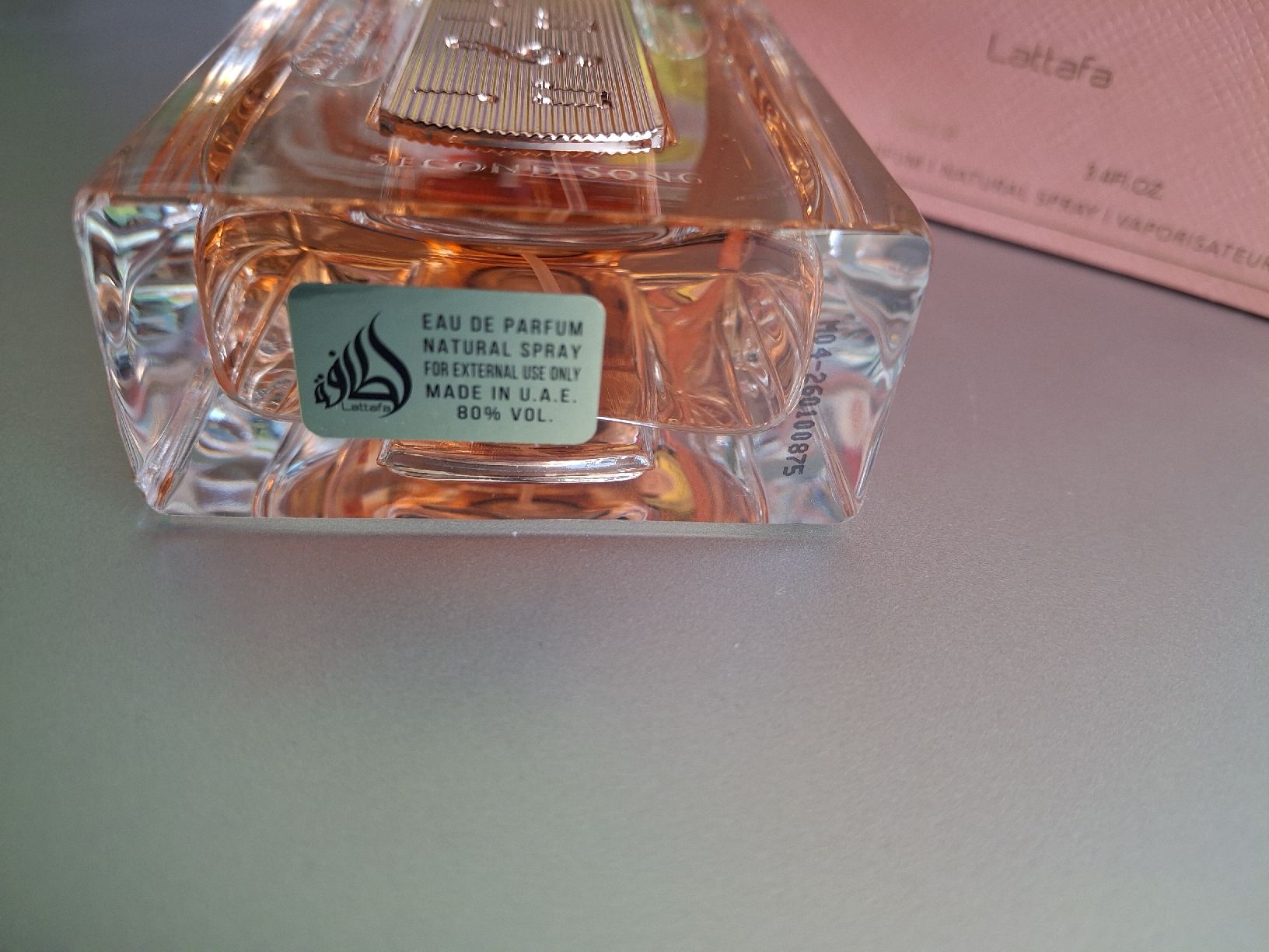 Lattafa Profumi & Eau de Toilette: Lattafa Second Song Eau de Parfum, 100ml, neuwertig – Nuovo (secondo la descrizione) da Baden venduto da zuppel 1