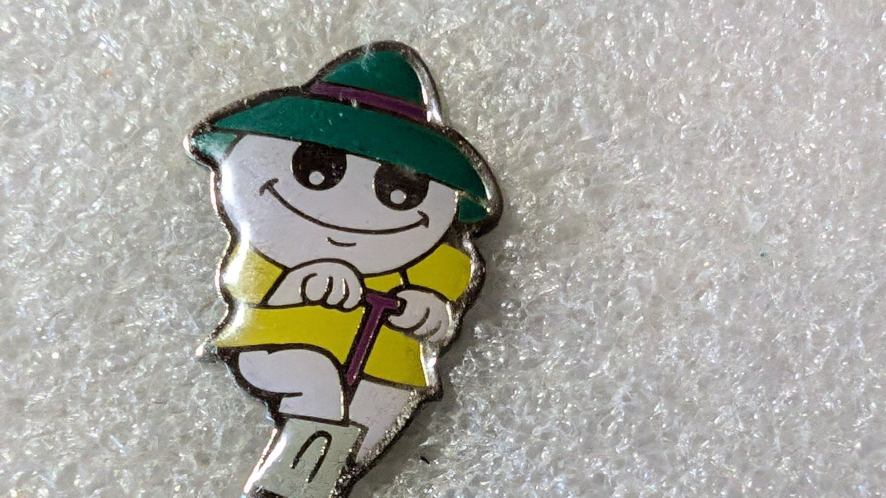 Placchette & Badge: Ansteckpin 226: Maga Bio – Usato da Oppligen venduto da Pin-Fall-Shop