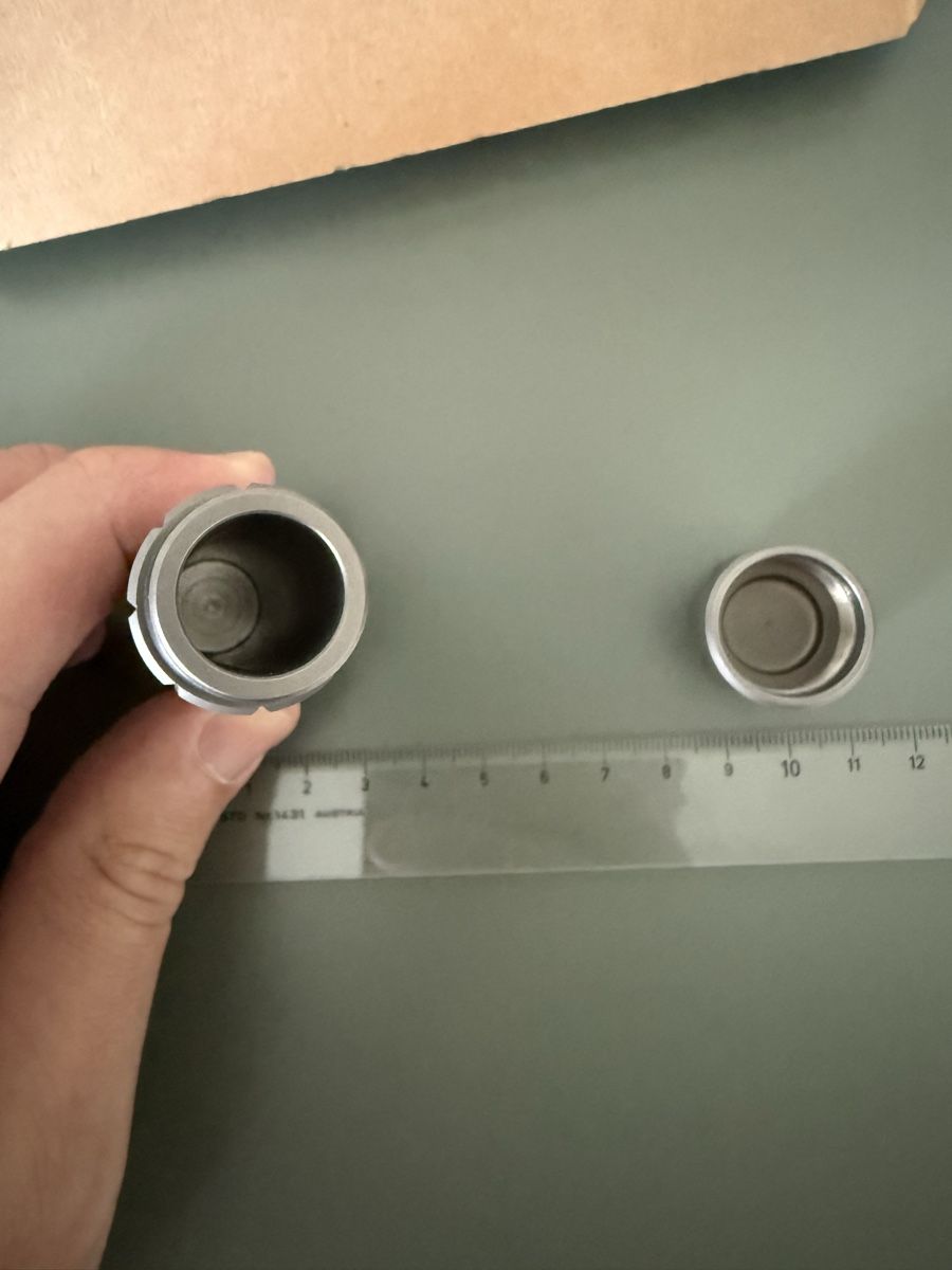 Contenitori & Simili: Survival Behälter mit Glasbrecher aus Titan – Nuovo e nell'imballaggio originale da Kollbrunn venduto da mar_d99q 3