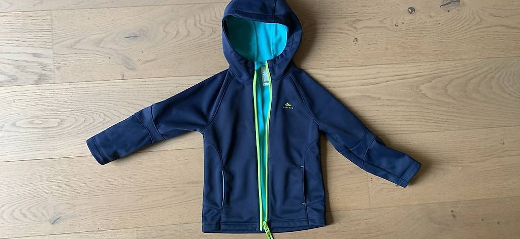 Jacken & Mäntel: Jacke – Gebraucht aus Basel von Frani010
