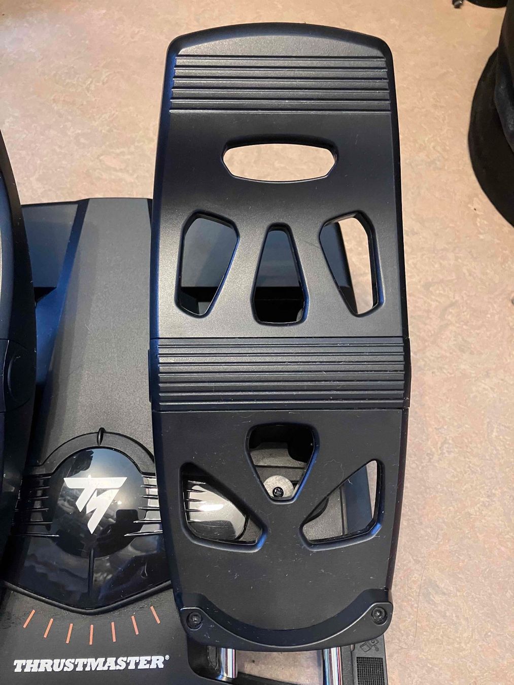 Honeycomb Controller: Honeycomb Alpha Flight Controls & Thrustmaster Flugsimulator – Gebraucht aus Rümlang von deniz-78 6