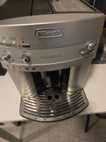 Kaffeevollautomat DeLonghi Magnifica silber in gutem Zustand