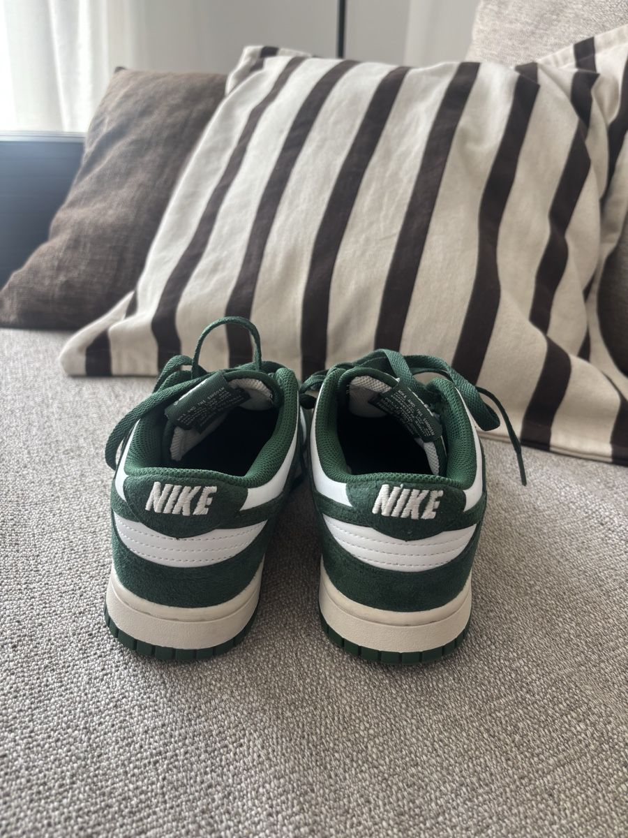 Nike Scarpe da uomo: Nike Dunk Low Sneaker  – Nuovo (secondo la descrizione) da Schaan venduto da Nina.Zander_1990 3