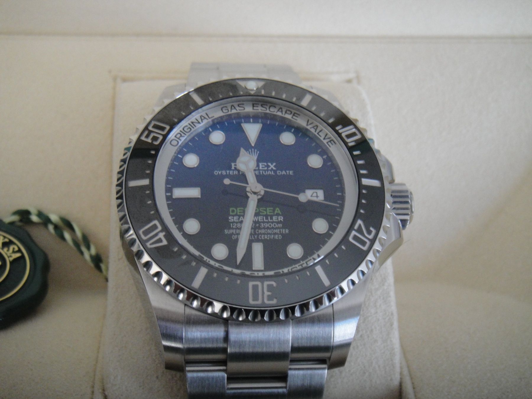Rolex Orologi: Rolex / Deepsea D-Blue James Cameron / Full Set – Nuovo (secondo la descrizione) da Biberist venduto da keine-ursache 1