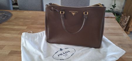 PRADA Saffiano Original