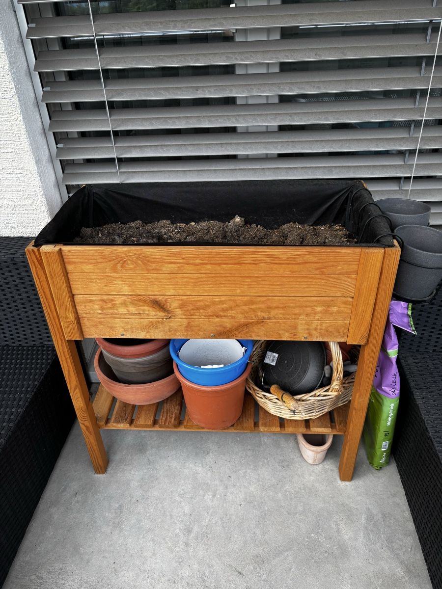 Auflagenboxen: Hochbeet (Balkon, Terrasse) – Gebraucht aus Dürnten von NIIVIO 1