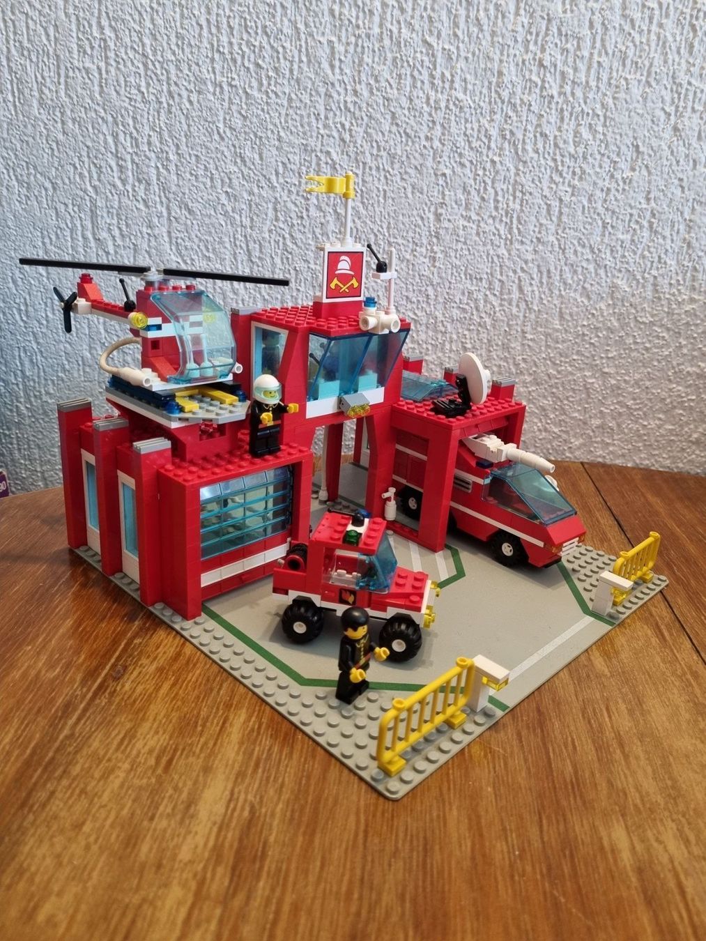 Lego Kit di costruzioni: LEGO Classic Town 6389 Fire Control Center – Usato da Basadingen venduto da NekoBricks 1
