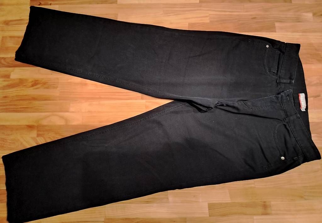 Jeans: Jeans Gr. 40/30, neuwertig – Usato da Innertkirchen venduto da Top_100 3