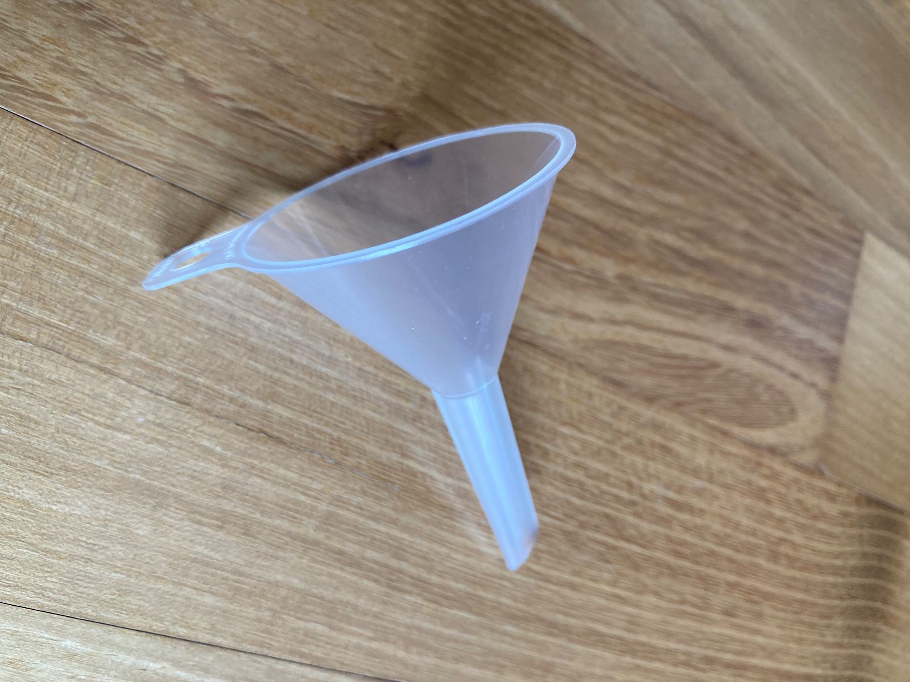 Sonstige antike Technik & Geräte: Praktischer Trichter , Ausguss Durchmesser 8mm - NEU ! – Neu und originalverpackt aus Chur von Hermes421 3