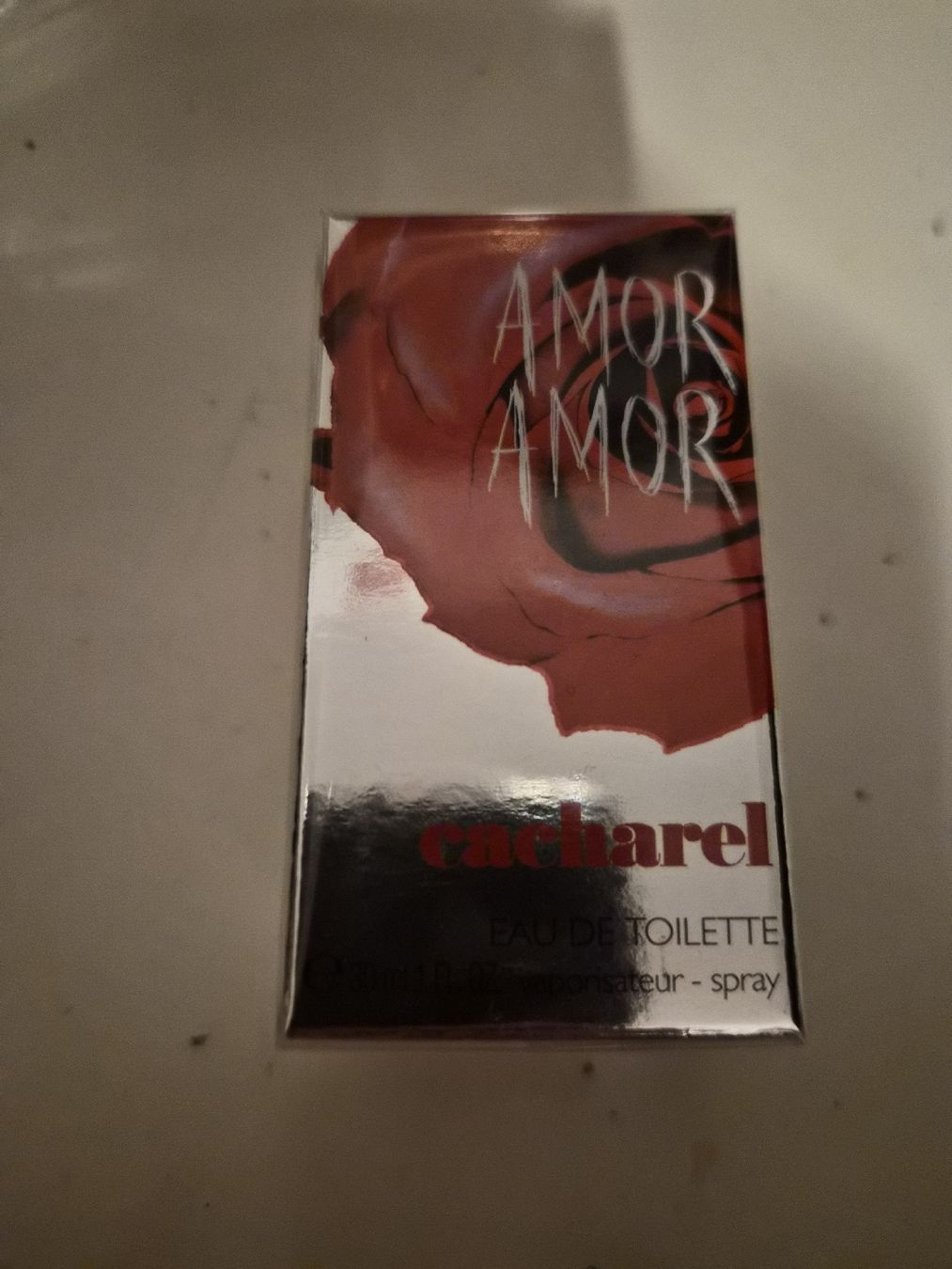 Cacharel Profumi & Eau de Toilette: Cacharel Amor Amor 30ml – Nuovo e nell'imballaggio originale da Dietikon venduto da Eleda
