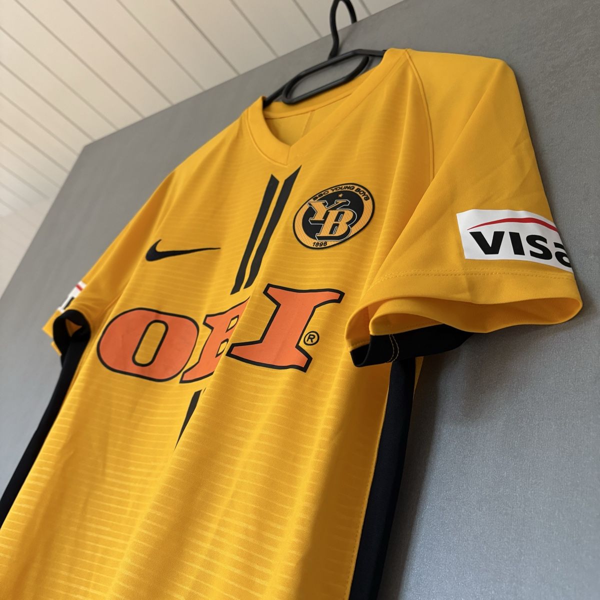 Nike Canottiere & Pantaloni: Bsc Young Boys Trikot Nike – Usato da Winterthur venduto da LaBodega 2