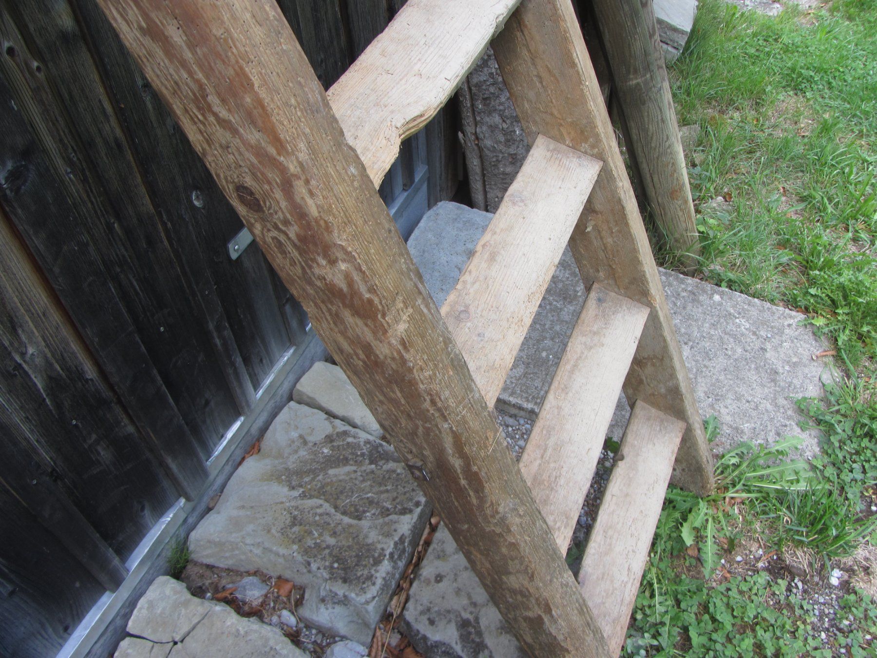Escaliers: Antike Holzleiter - Treppe – D'occasion à Wolfhalden par Quiria68 1