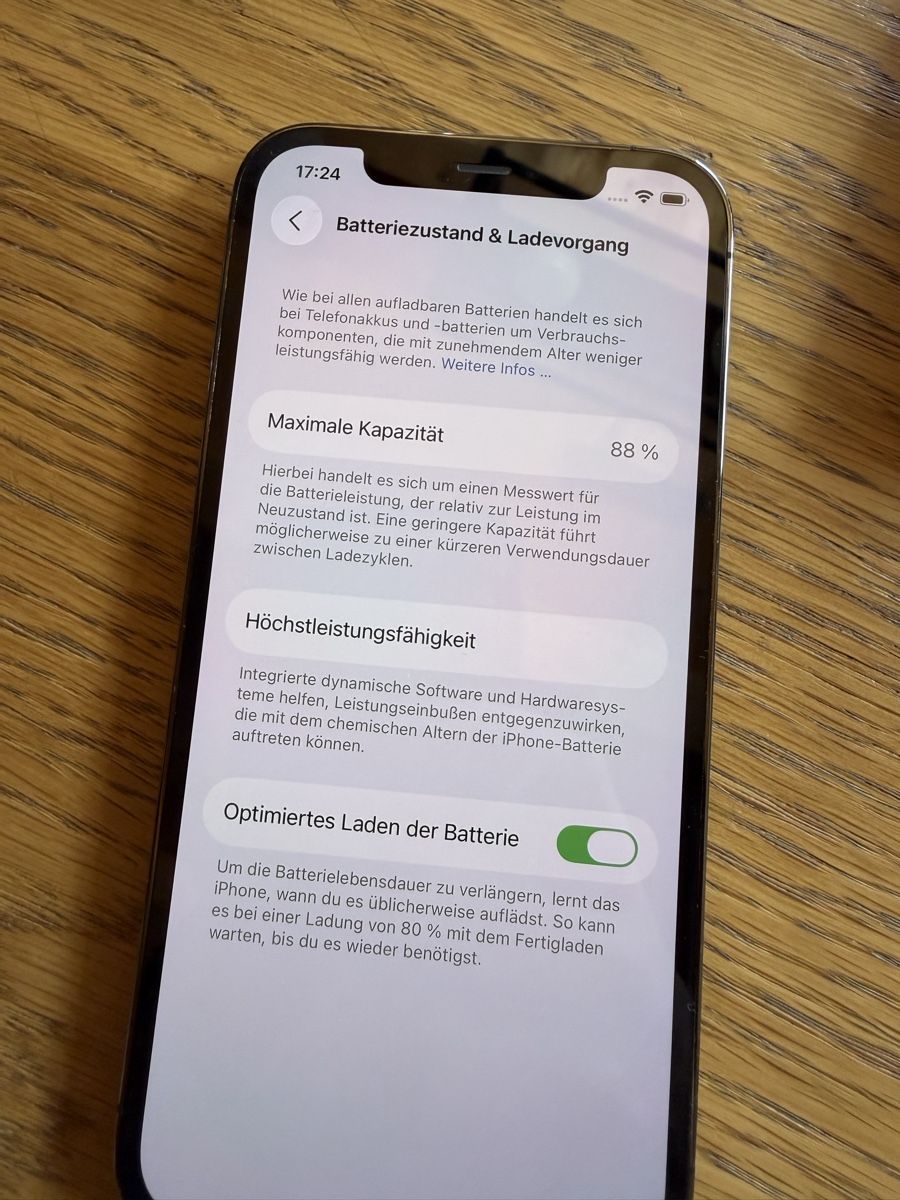 Apple Portables: iPhone 12 Pro, Graphite, 256 GB – D'occasion à Ringgenberg BE par fame777 9