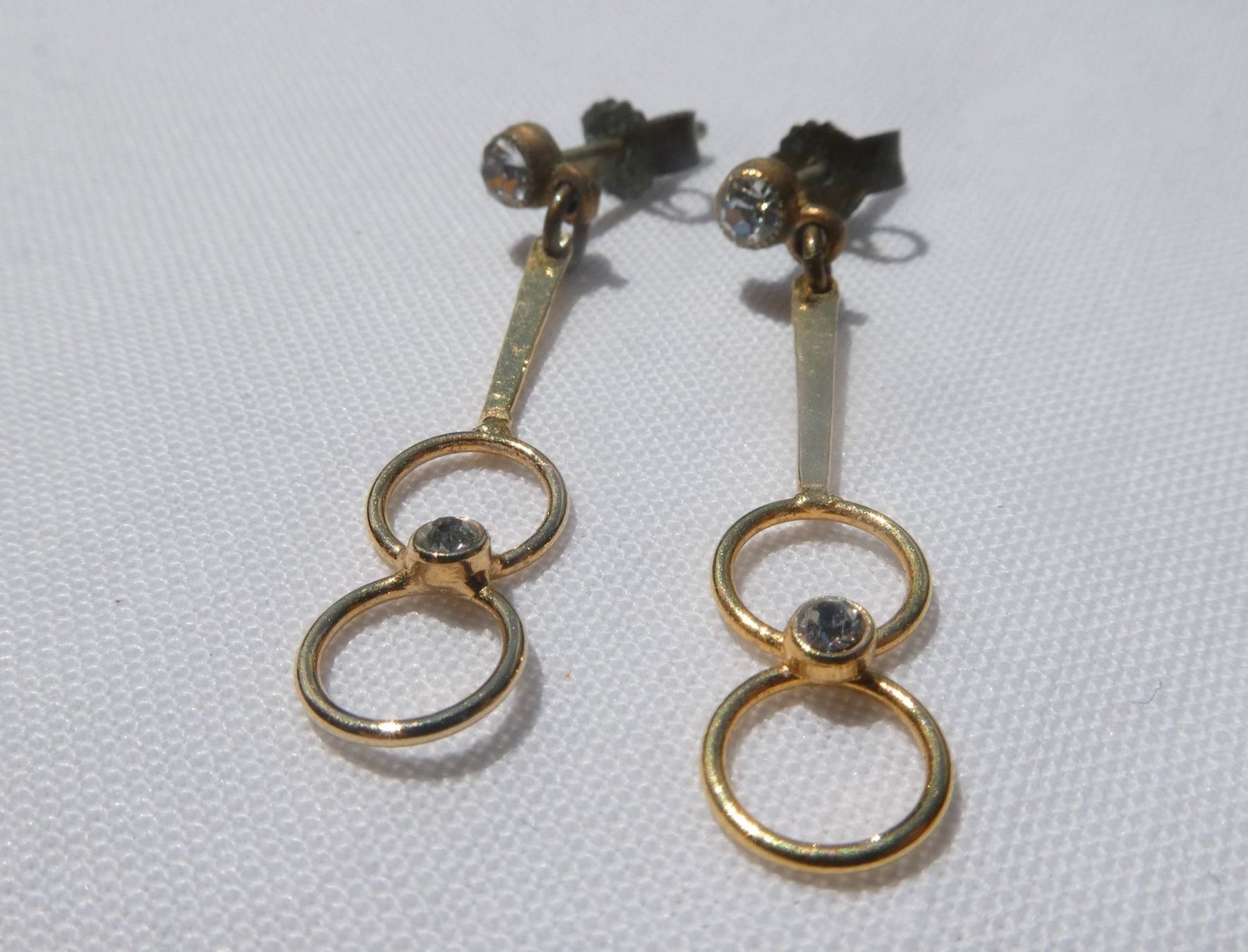 Orecchini pendenti & Orecchini a lobo: Zarte Vintage Ohrstecker, Modeschmuck – Usato da Gattikon venduto da kaandooh 1