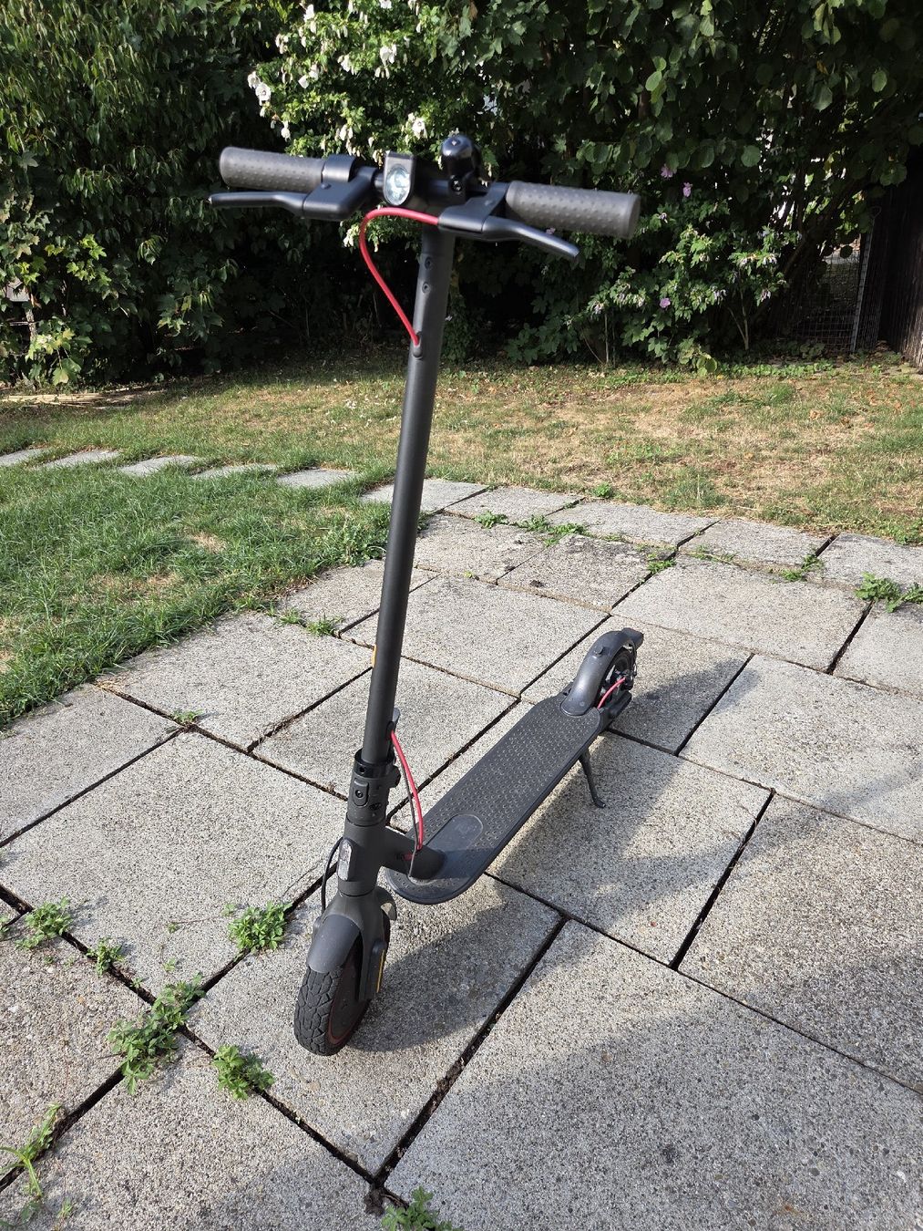 Scooters: Xiaomi E-Scooter Pro 2 – D'occasion à Zürich par Vcarmelo 1